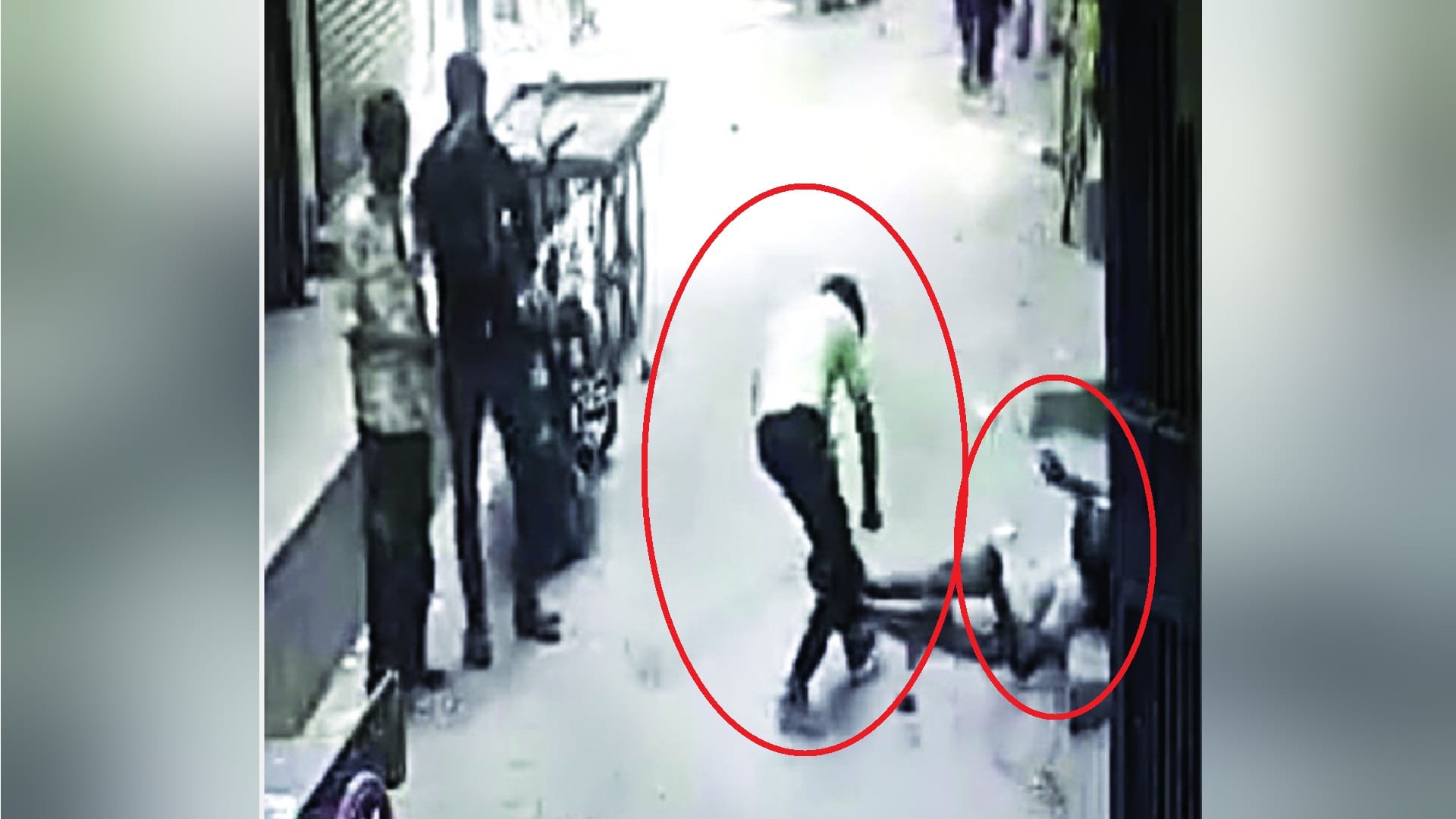 Delhi Murder Young man killed in dispute over money transaction in delhi see cctv photos