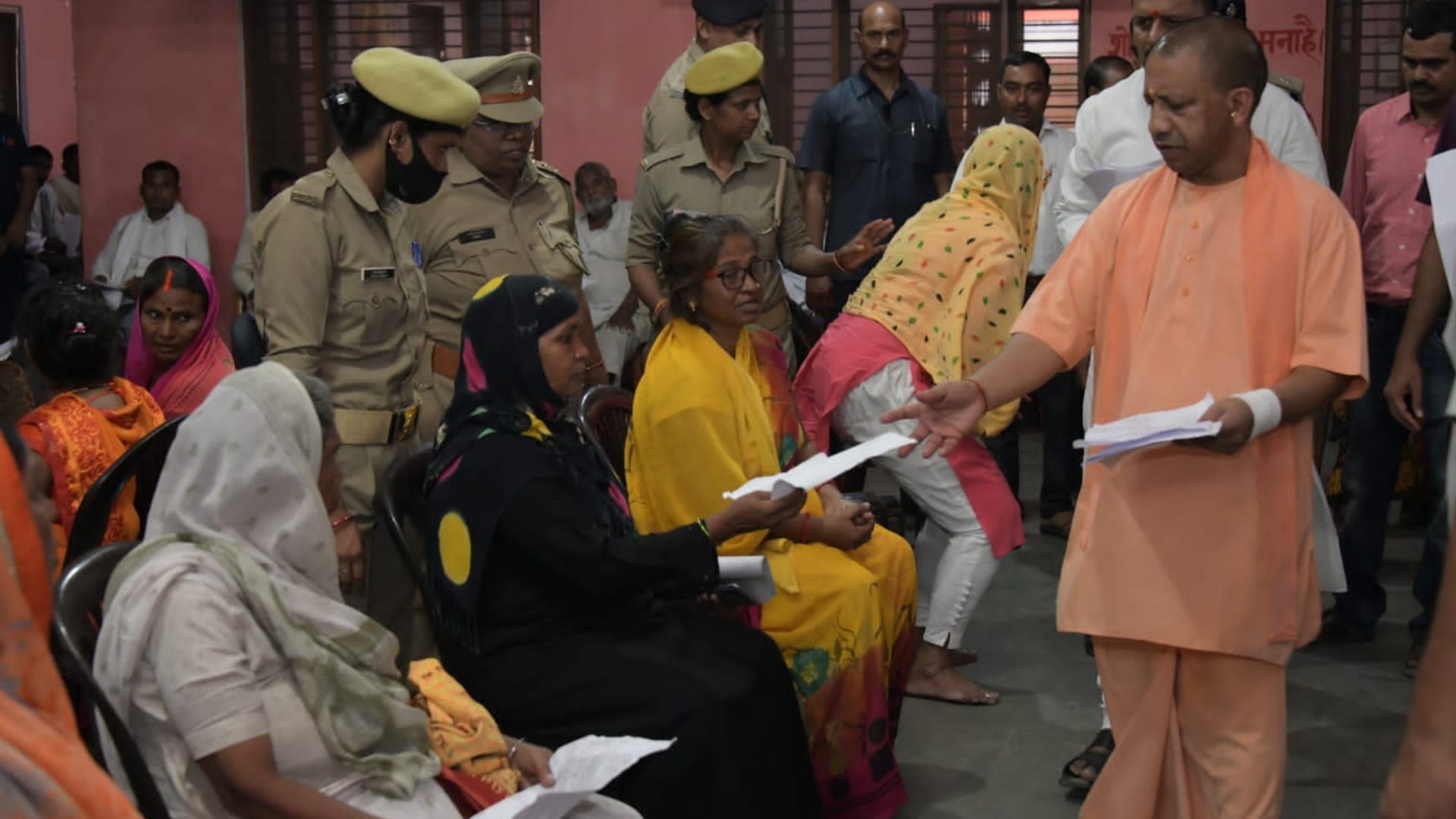 CM Yogi Adityanath listened to the complaint