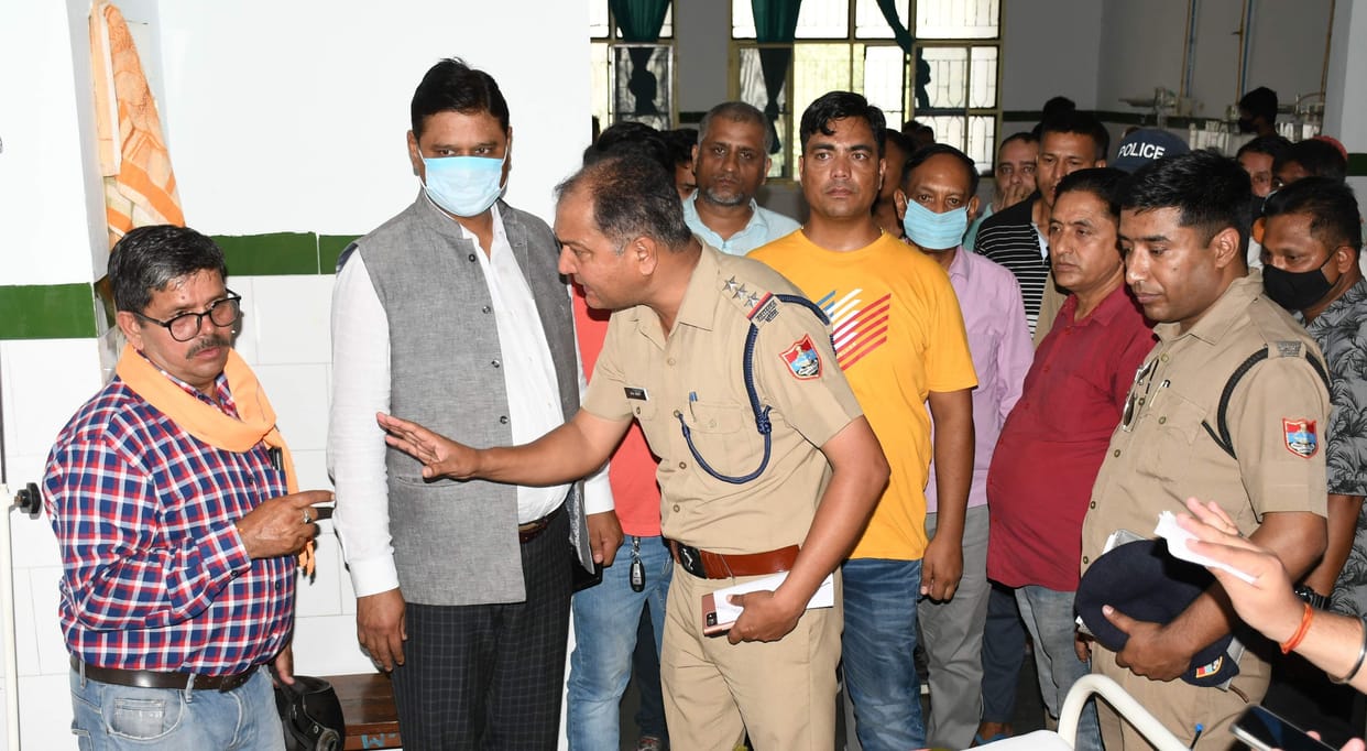 Injured person died in a fight that happened sixteen days ago, uproar