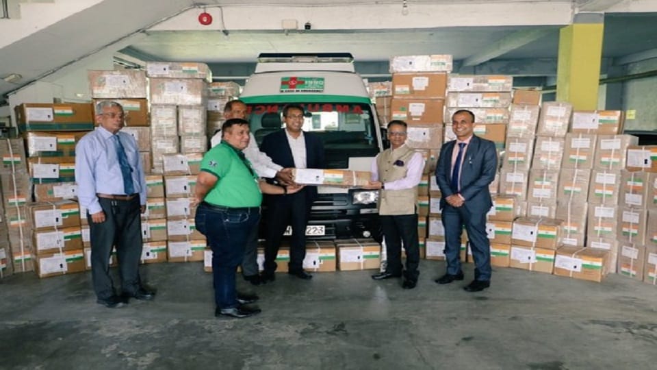 India delivers 3300 KG tons of essential medical supplies to Sri Lanka during on going crisis