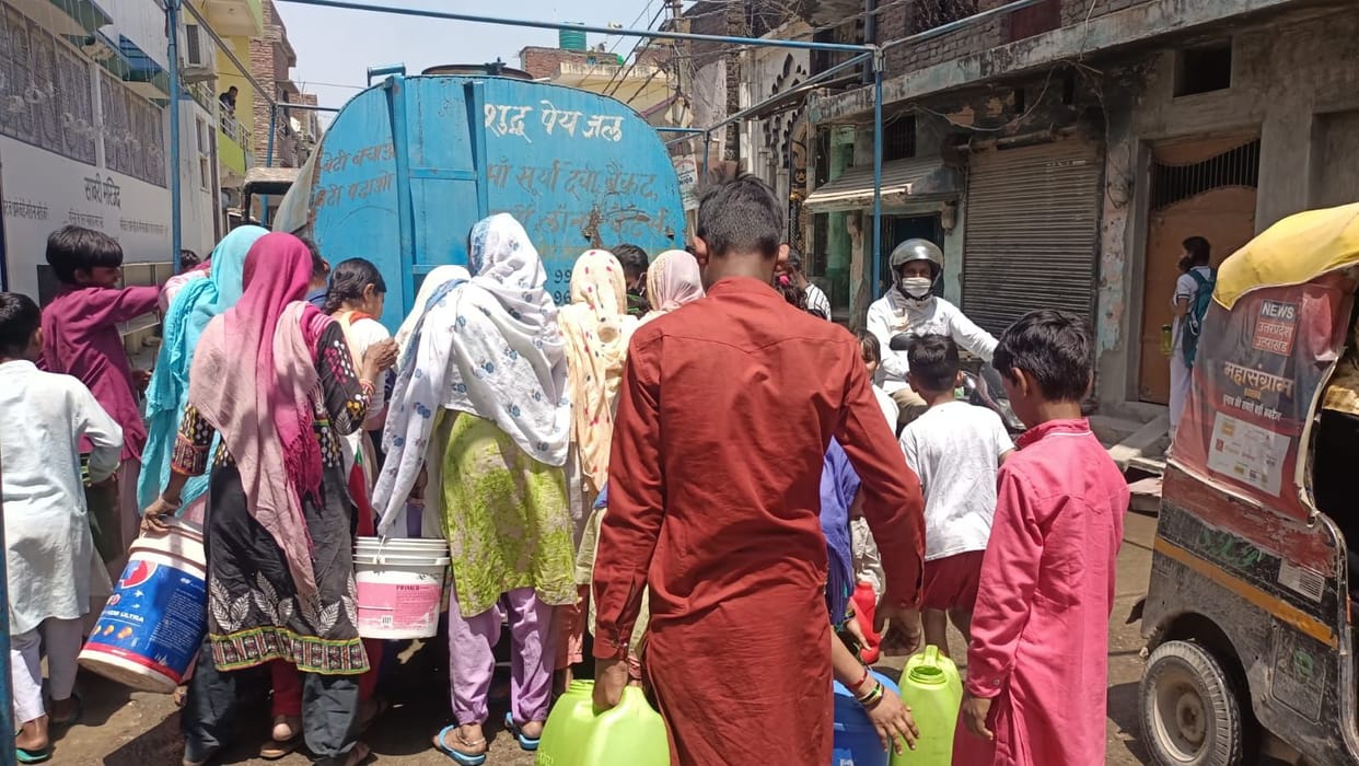 Increased problems of people due to failure of three tube wells in different areas