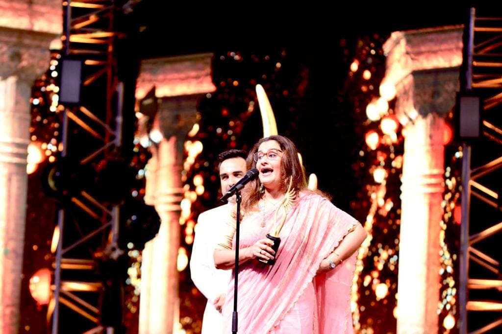 IIFA 2022 Winners List Jubin Nautiyal And Asees Kaur Win Best Singer Male And Female Awards For shershaah rata lambiya