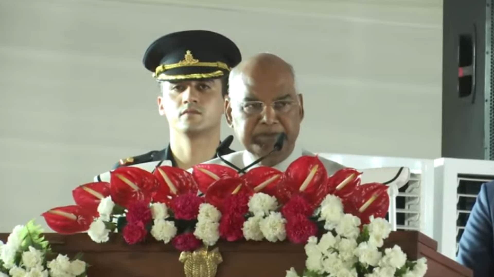 President Ramnath Kovind reached Gorakhpur