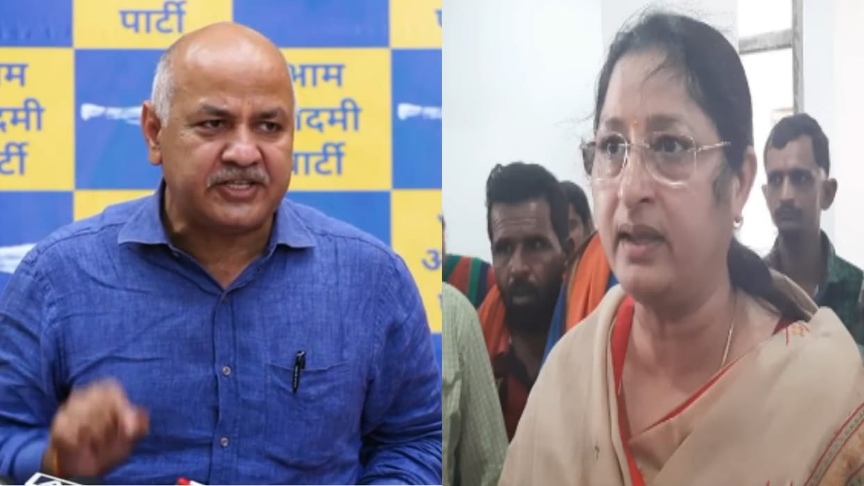 Delhi Education Minister Manish Sisodia and Union Minister of State for Education face to face on the issue of school education