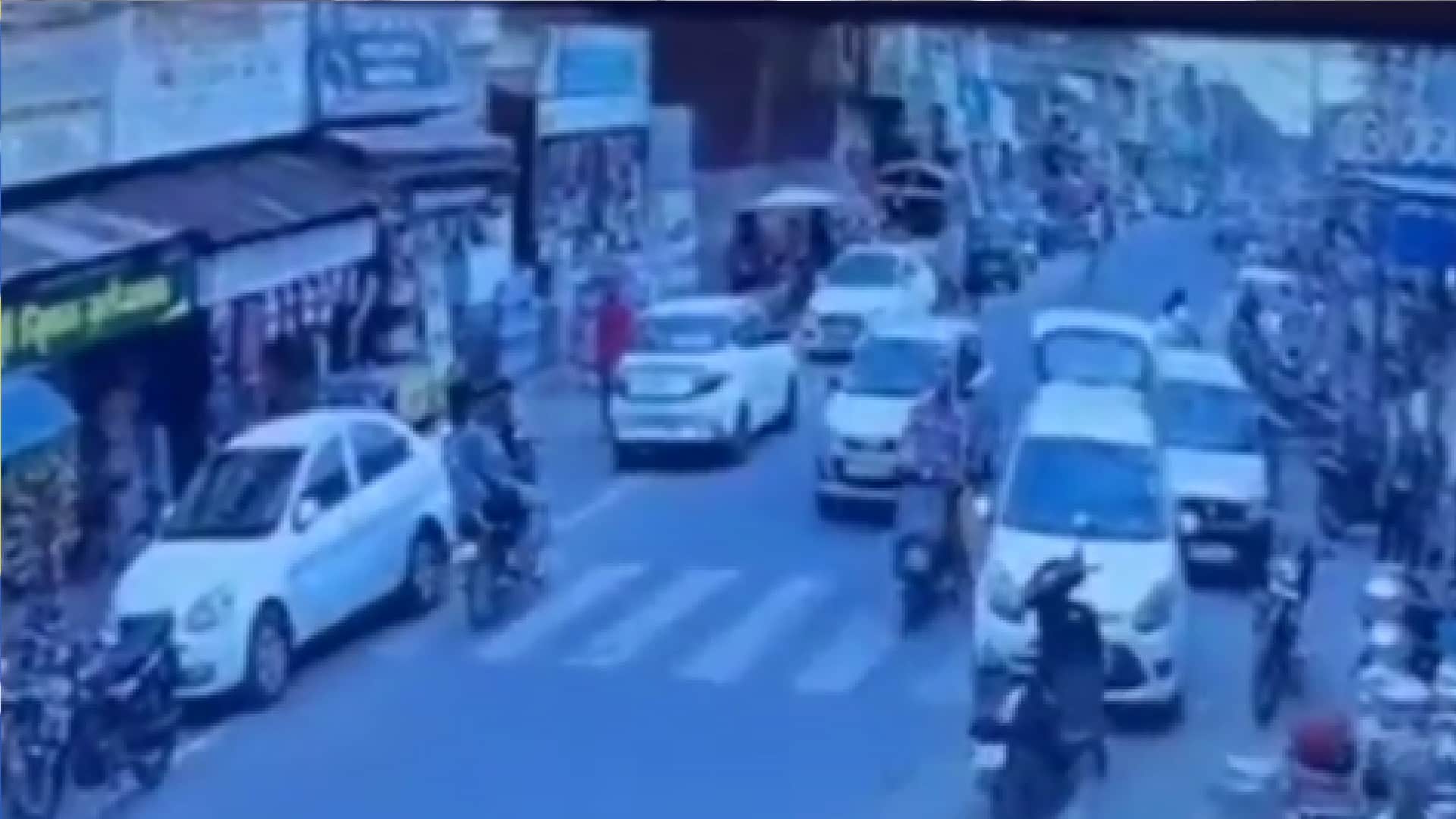 murder in Punjab like Sidhu Moose Wala young man was cut off with sword On middle of road