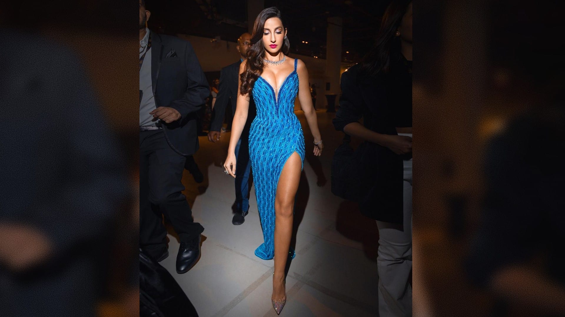 iifa 2022 yoyo honey singh bows down to ar rahman and nora fatehi bold look today celebrity update in 10 pictures