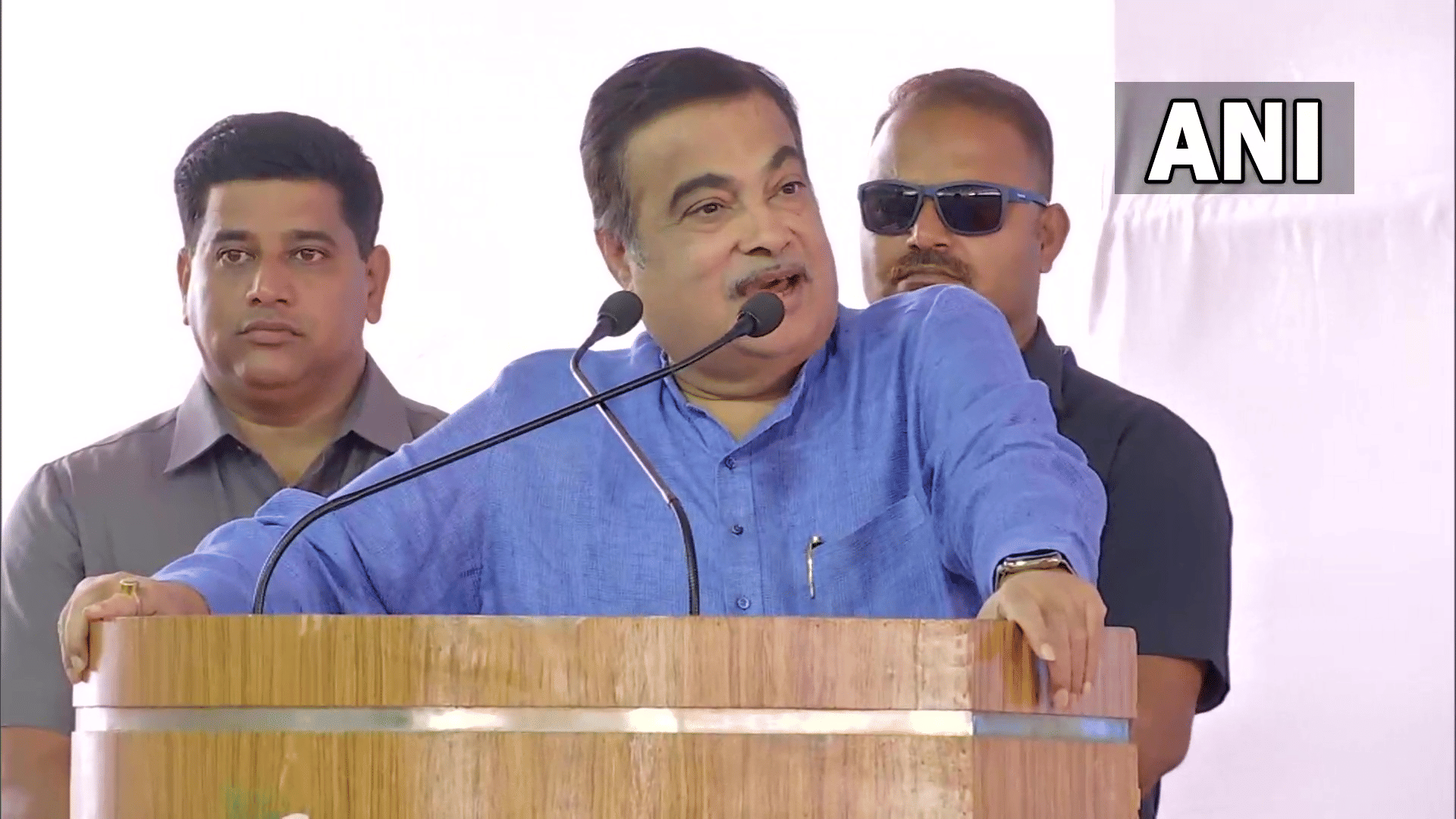 Nitin Gadkari said Solution of pollution problem in Delhi is definitely difficult not possible