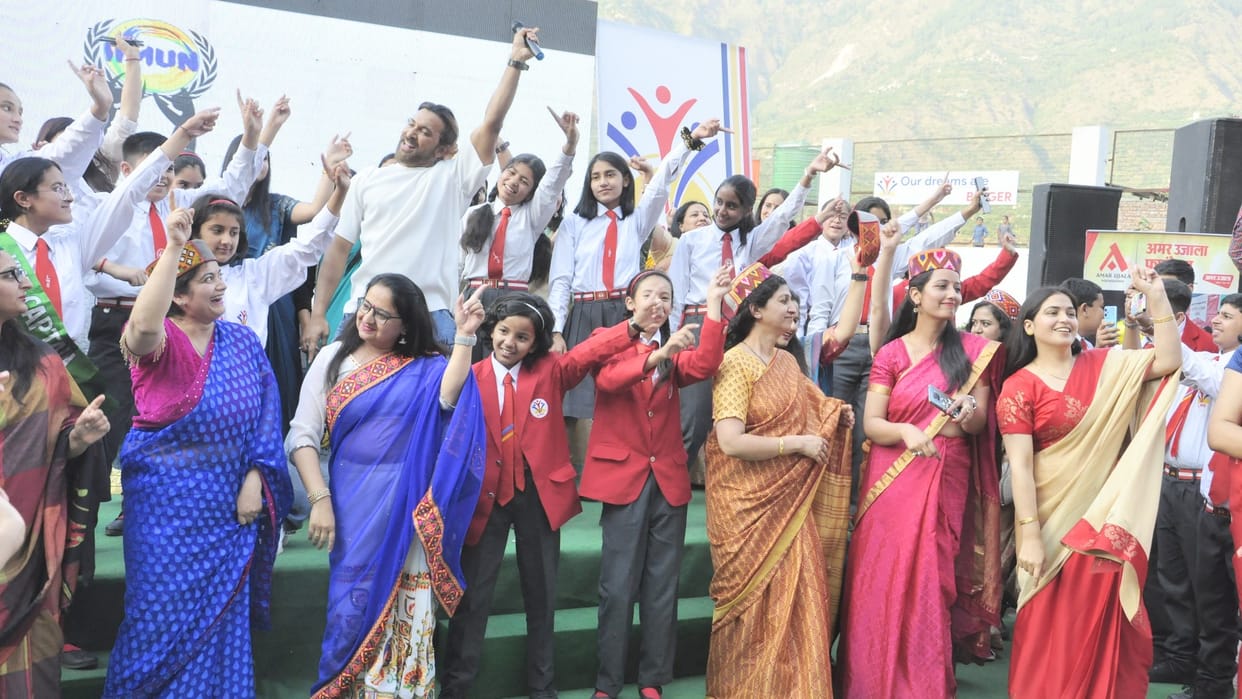 choreographer Terence Lewis gave dance tips to students in La Montessori School Kullu