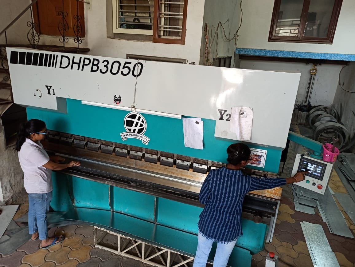 Torch of hope: Sewing-embroidery is an old thing, now the hydraulic machine handles my girls