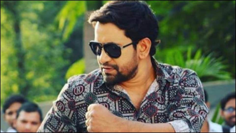 Dinesh Lal Yadav Nirahua to make his own Biopic gets inspired by film PM Modi Ravi Kishan Manoj Tiwari