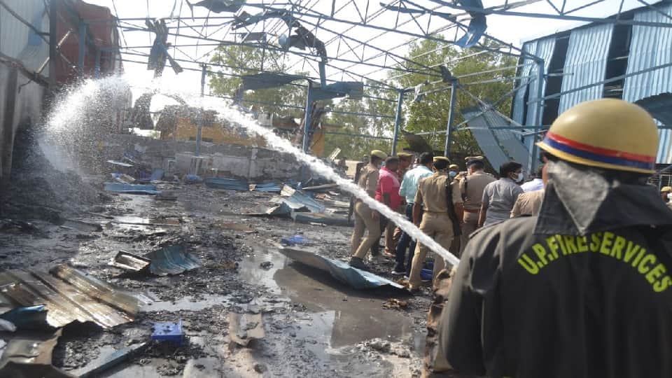 Hapur blast Factory running in tin shed license to manufacture electronic equipment