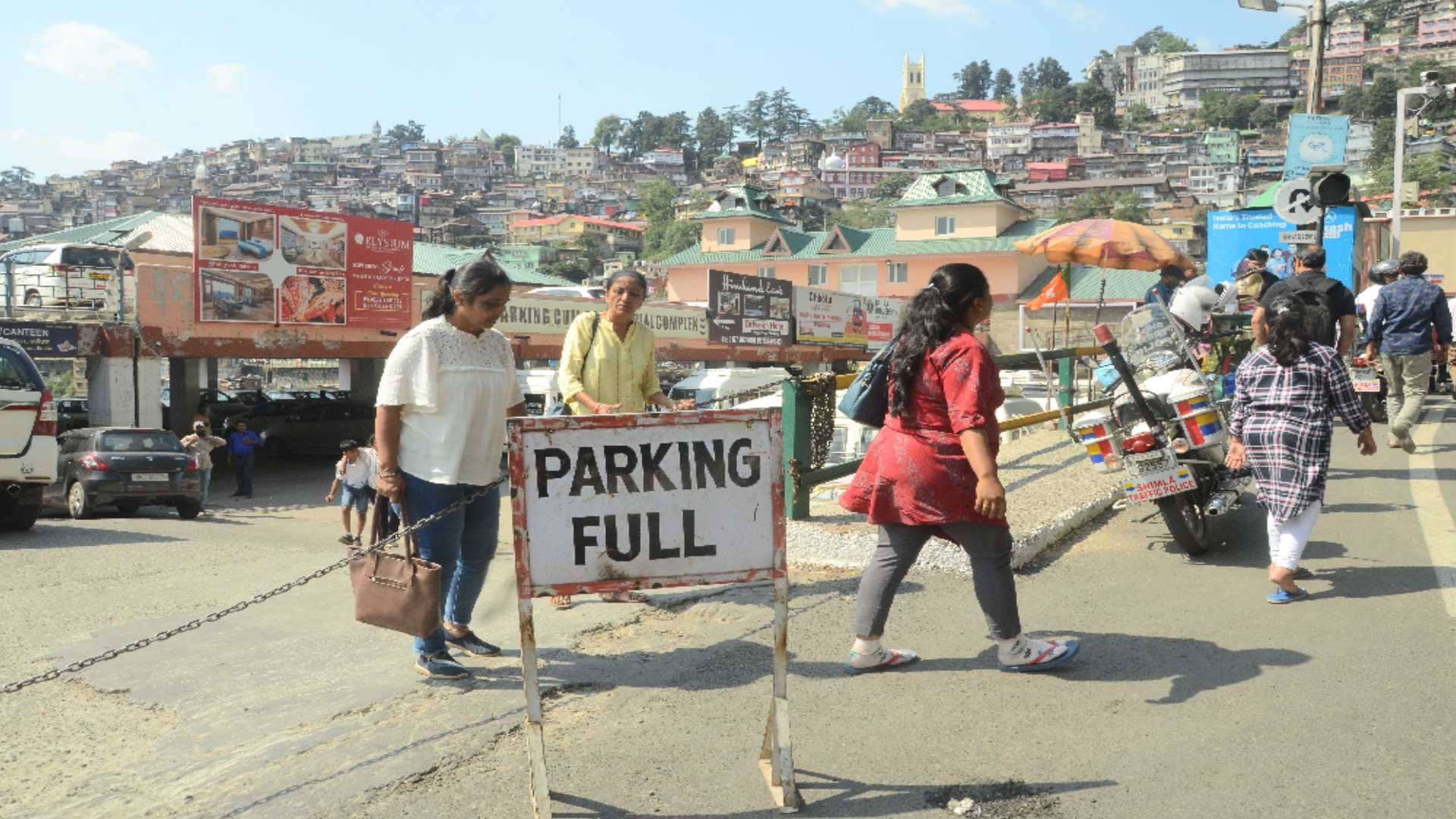 Tourists Shimla, Tourists Shimla today, shimla tourist news, tourist places himachal, hotel shimla, Tourists, shimla news