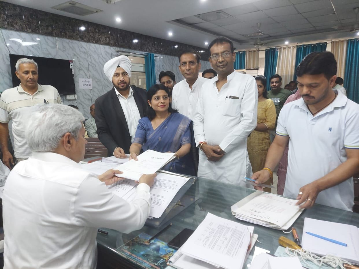 Aam Aadmi Party's Neelam filled the form