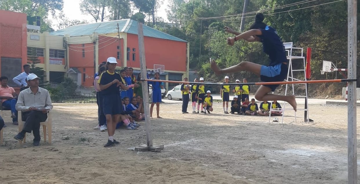 in nahan iti three days mahila khelkud pratiyogita silai win volleyball and rajgargh win badminton final