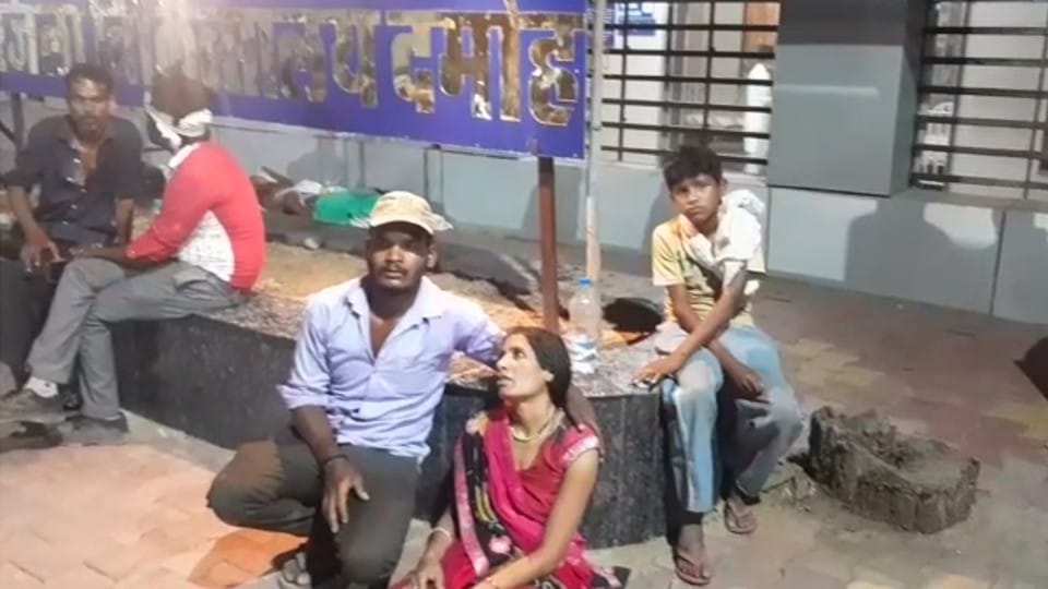 Damoh News: Doctor's body found behind school, wife accuses two people of the village of murder, debt transaction dispute