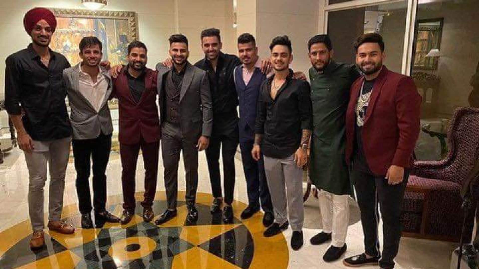 Deepak Chahar Wedding photos Suresh raina and Anurag Thakur joins Reception