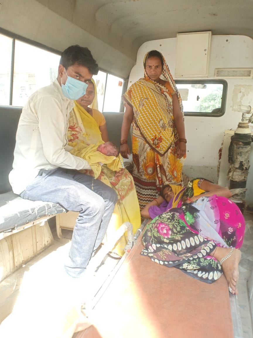 delivery in ambulance