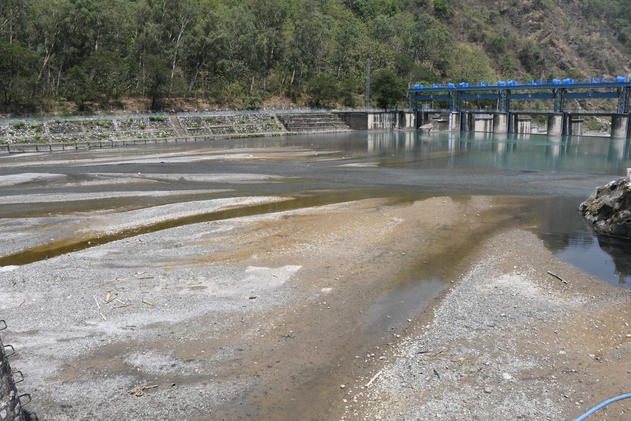 Gaula's water level decreased