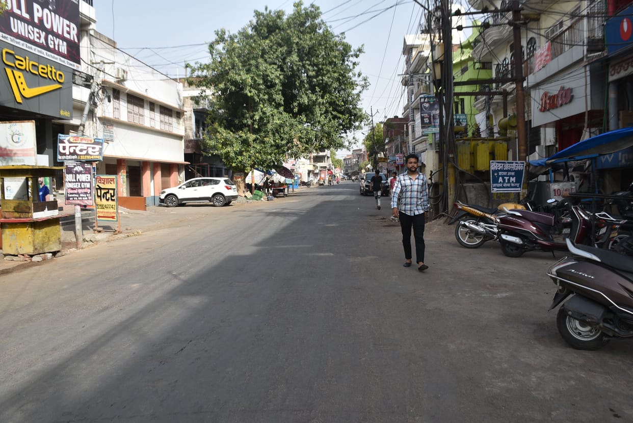 Heat hit, then mercury reached 44 degrees