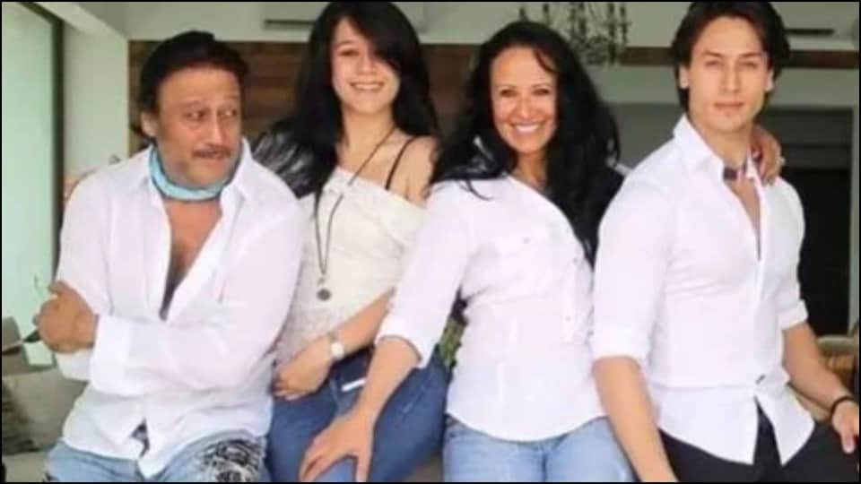 jackie shroff ayesha shroff wedding anniversary know their interesting love story