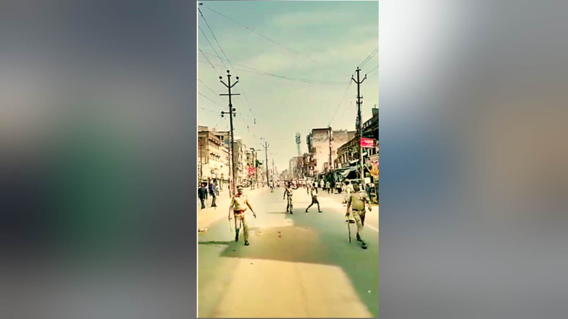 Kanpur Violence Video brought a new twist in Kanpur violence, signaled and the crowd broke down