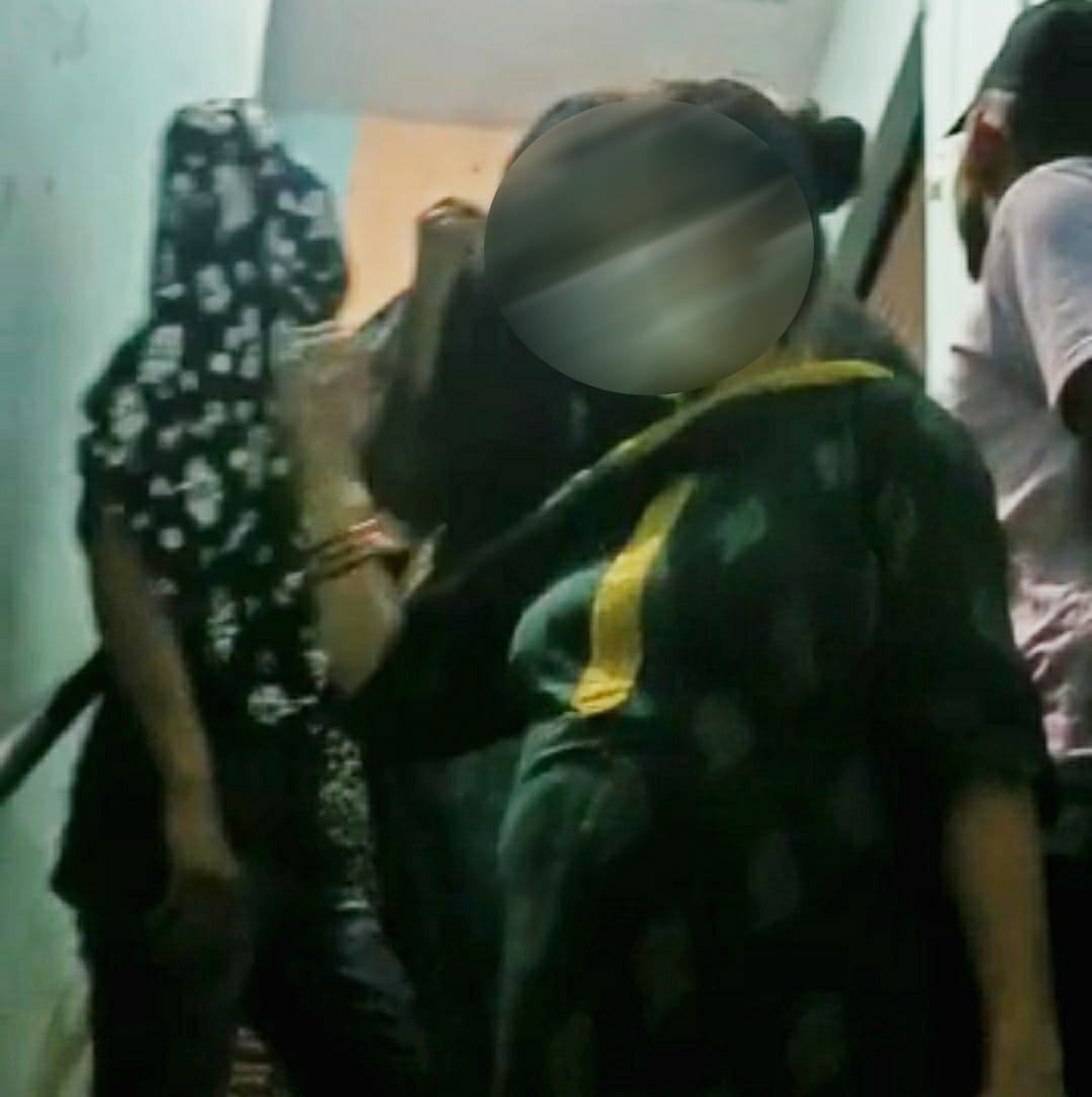 Prostitution inside the spa center In kotdwar Uttarakhand, police raided, Three arrested, spa center operator absconded, See Photos