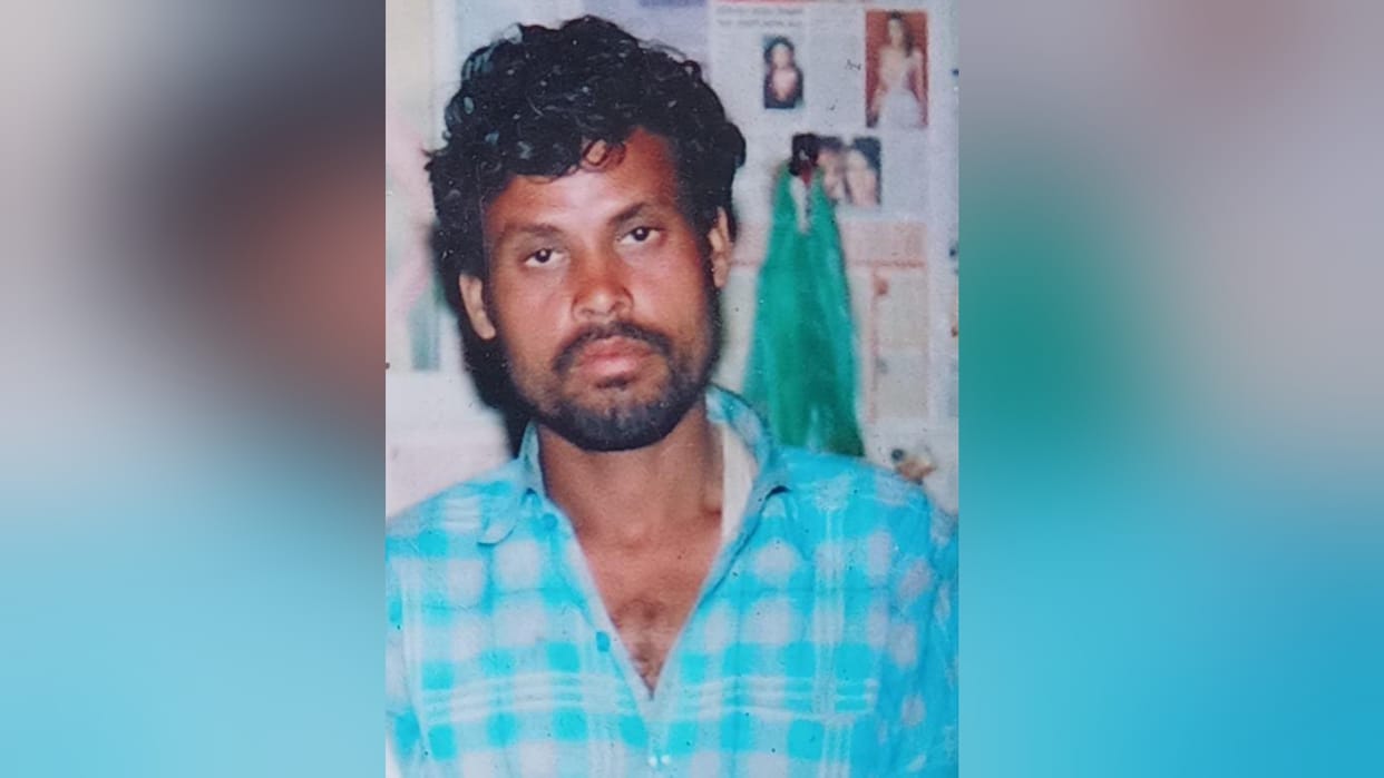 Worker body found hanging on tree in Meerut