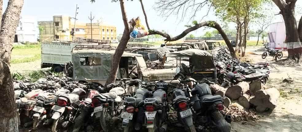 Vehicles getting humiliated in the police station due to non-auction