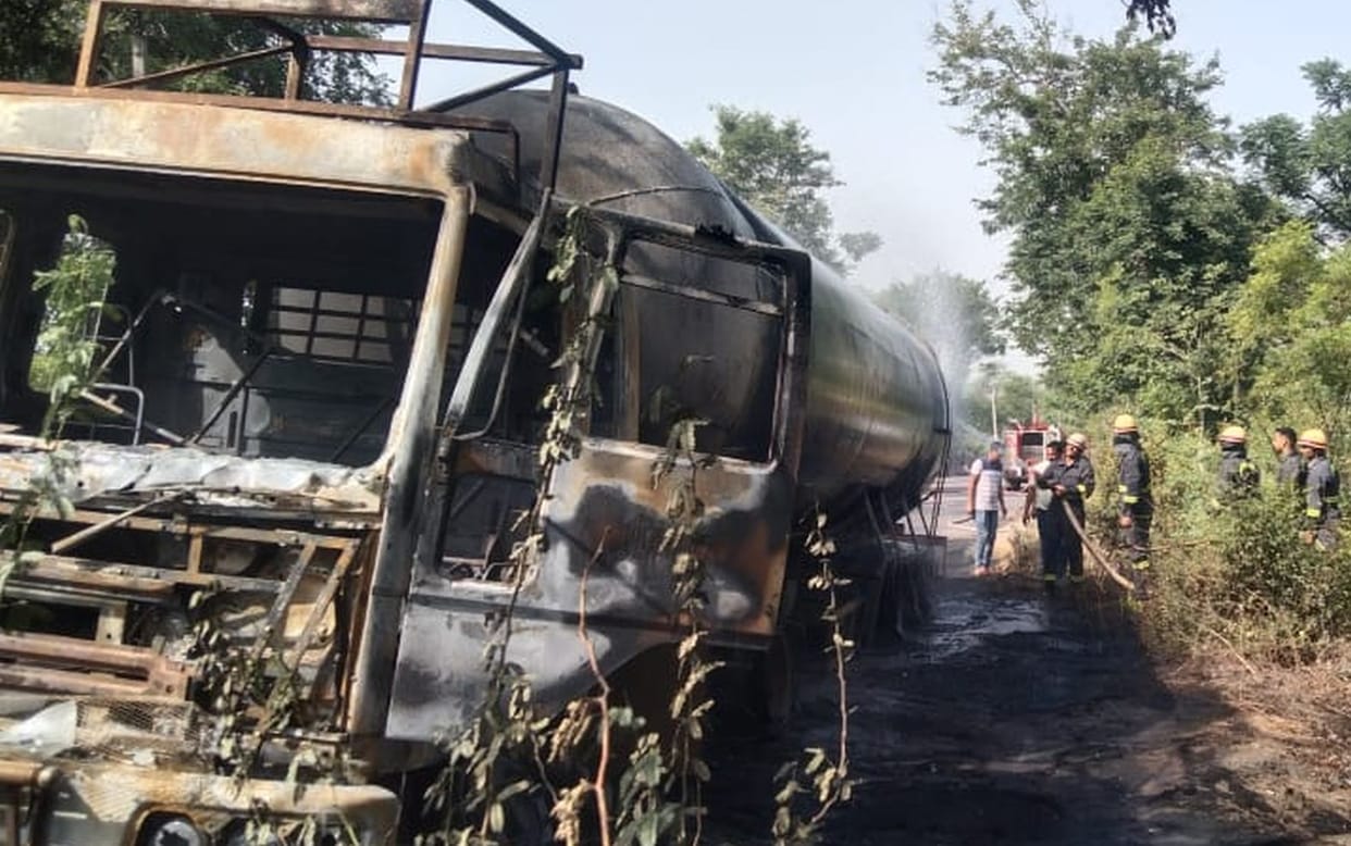 Fire in gas tanker on Etawah-Bareilly highway