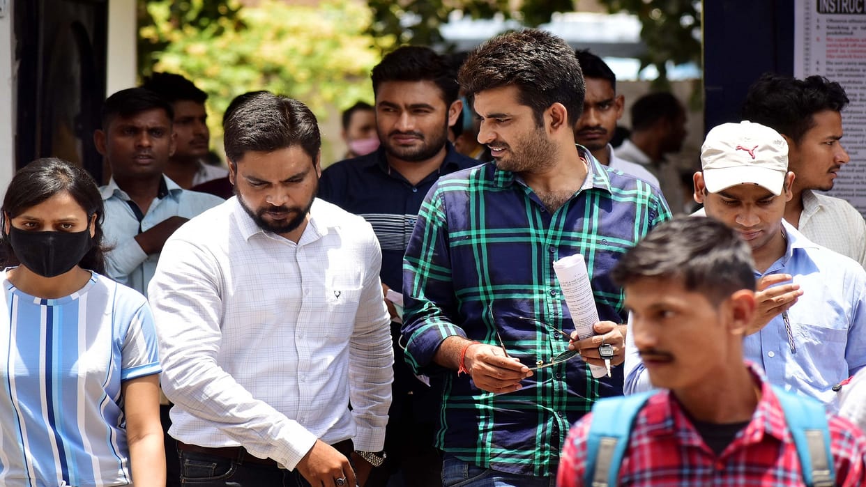 UP: Good news for youth preparing for competitive exams
