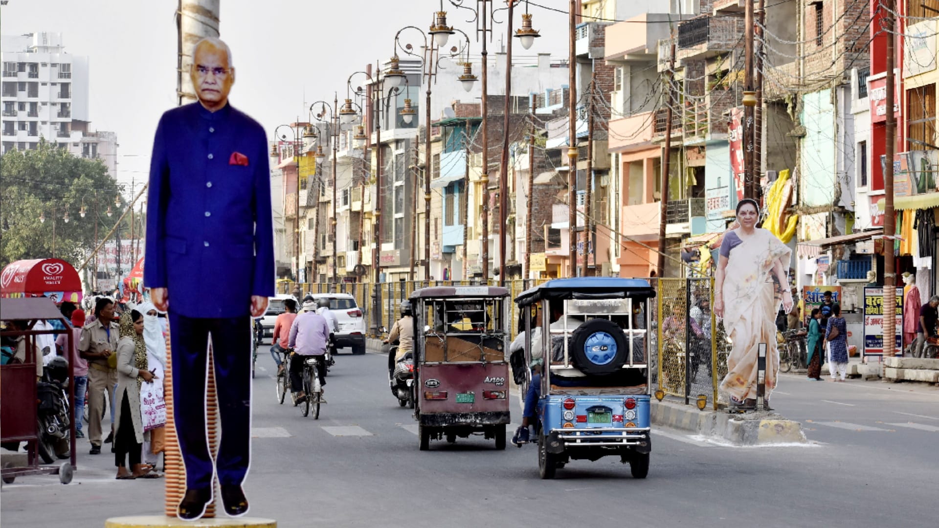 President Ramnath Kovind Visit Gorakhpur city happy with lighting
