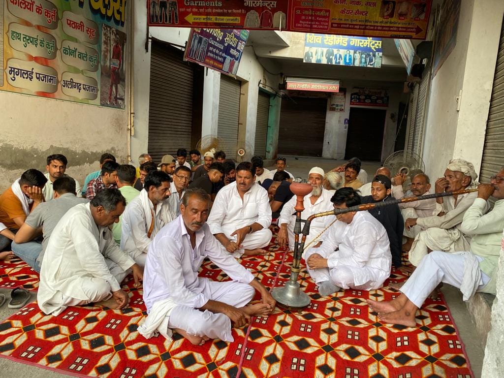 Accident: two hindu and muslim friends died in Accident in kairana in shamli