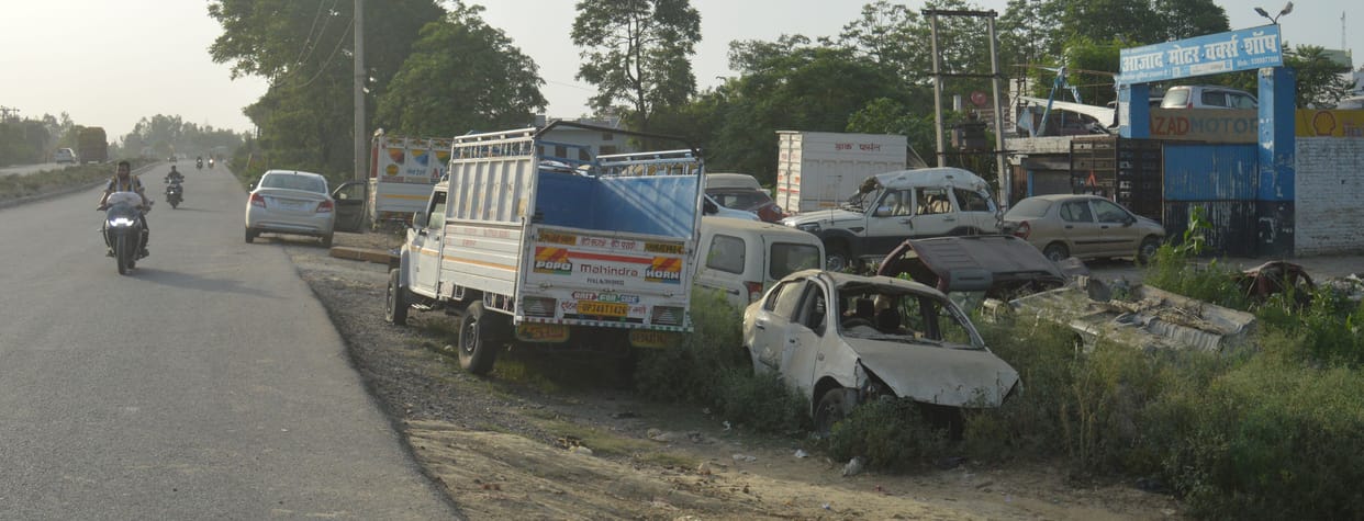 Fear of accident due to vehicle parked on the side of the highway