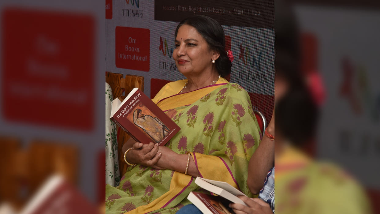 shabana azmi becomes a victim of cyber crime actress filed a police complaint