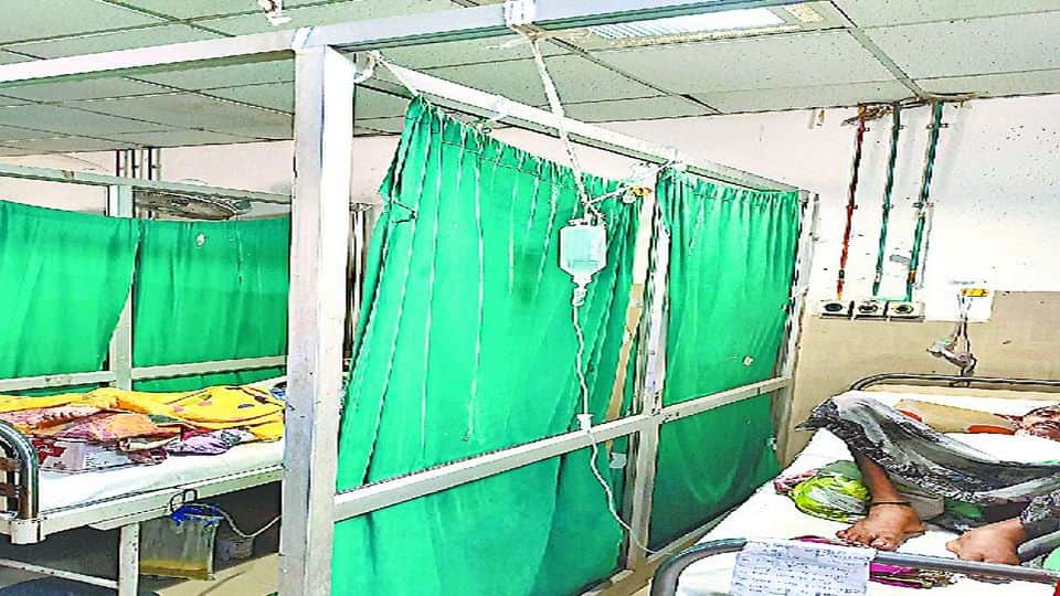 Patients suffering due to mismanagement in SN Medical College Agra