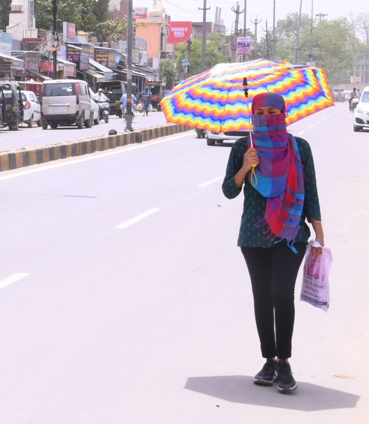 Maximum temperature reached beyond 44 degrees, people are suffering due to heat wave