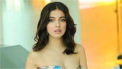 divya khosla kumar gorgeous pic in lehenga look