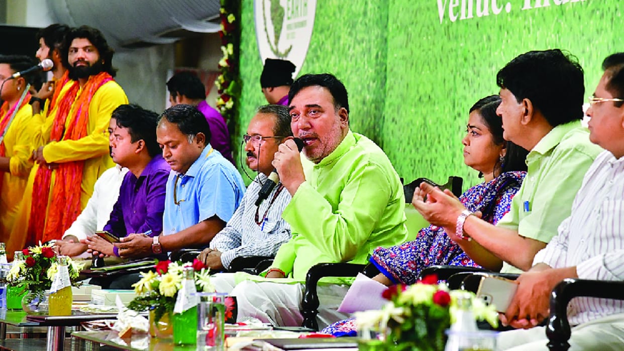 Environment Day celebrated in schools, colleges and universities of delhi, government will plant 35 lakh saplings