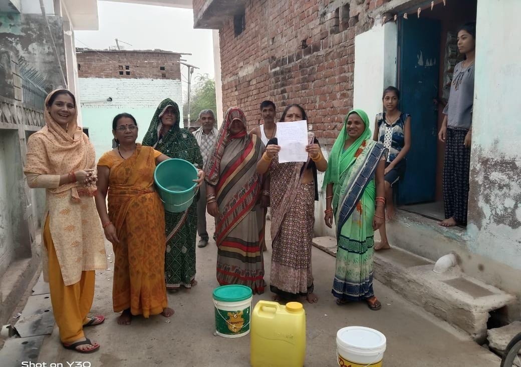 40 thousand population struggling with water crisis
