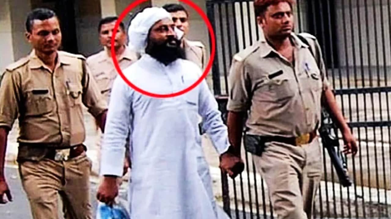 Varanasi Serial Blasts Case 2006 Know Who Is the Terrorist Waliullah Khan Who Sentenced to Death Penalty News in Hindi