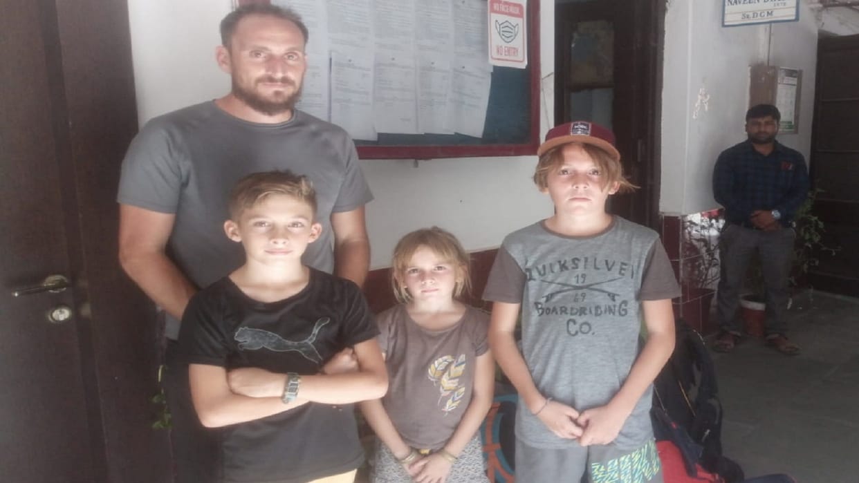 French family in Jhansi get out of train due to non confirmed of rail tickets