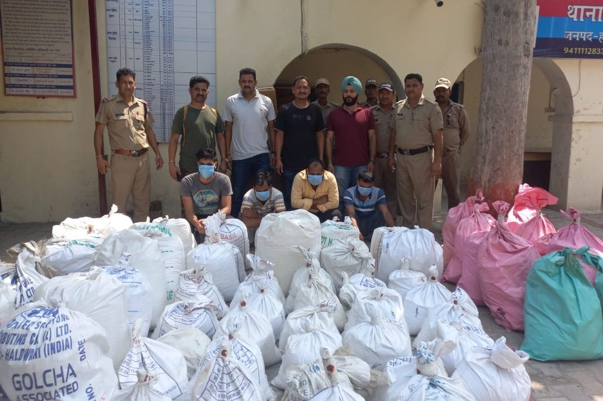 Five vicious men of fake drug gang arrested, six absconding