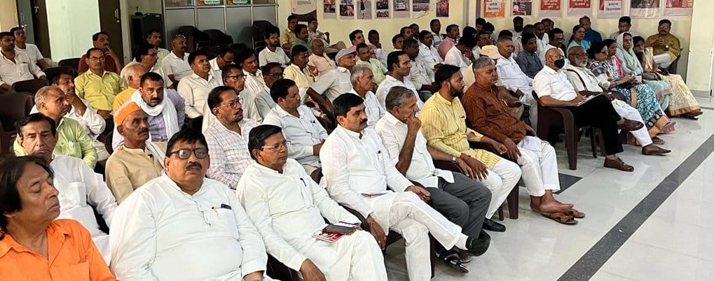 BJP working in the interest of people: Kapil Dev