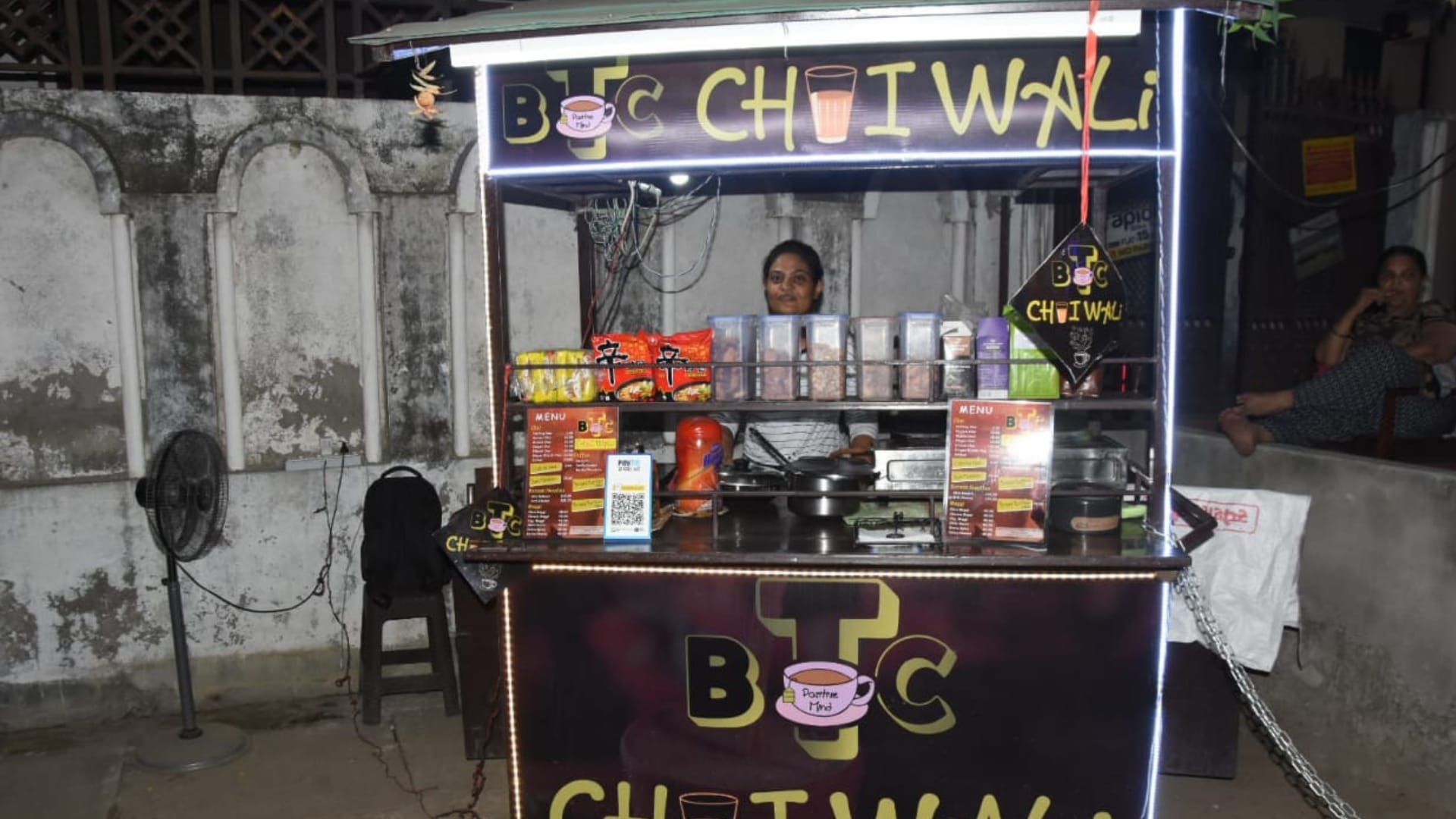 Read about BTC chai wali from Lucknow.