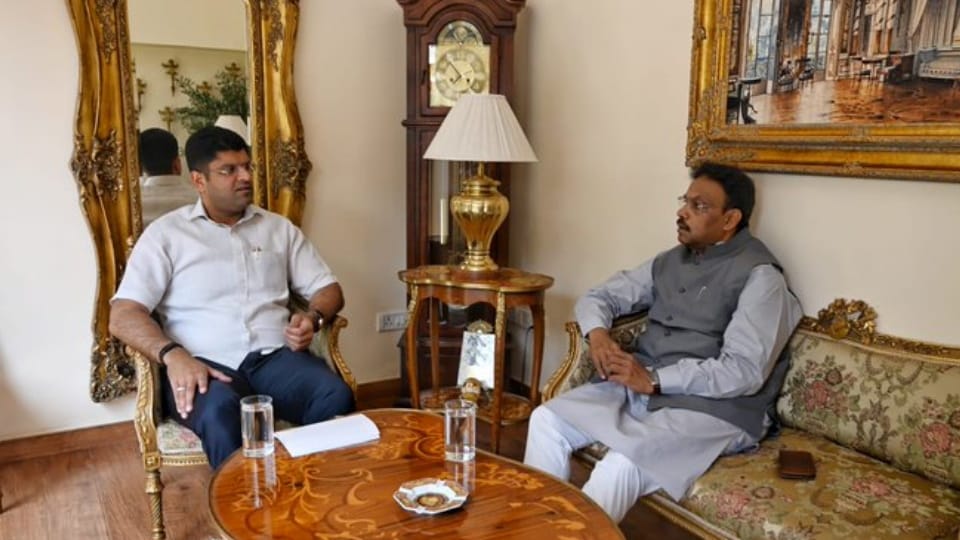 Haryana Deputy Chief Minister Dushyant Chautala called on BJP state in-charge Vinod Tawde