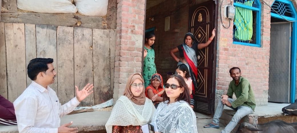 Hathras: Search for girl students started to stay in hostel
