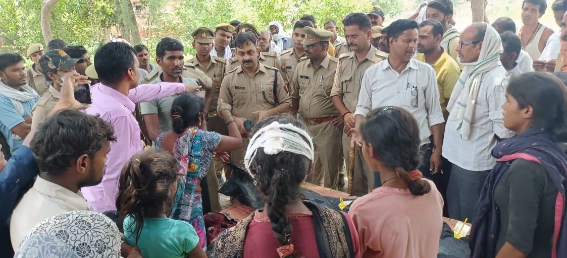 The woman injured in the fight broke down, the villagers created a ruckus, refused to give the body