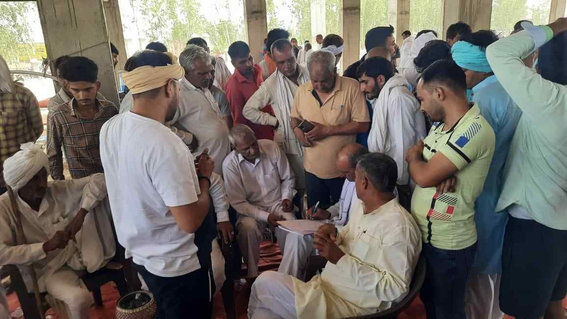 18 rounds of firing and stone pelting in Panchayat for Chaudhar of Deshwal Khap