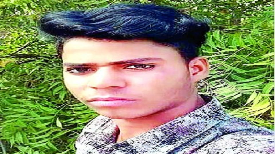 Mathura Five youths drowned in Ganga during bone immersion one missing 