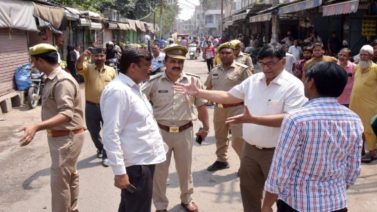 Saharanpur News: Encroachment has been removed from Dehradun Road on orders of Municipal Commissioner